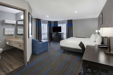 هتل Days Inn By Wyndham Barrie