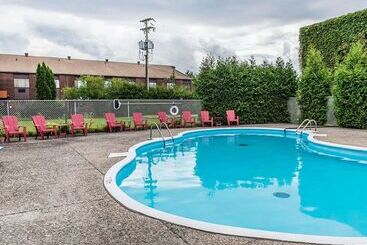 هتل Quality Inn & Suites Gatineau