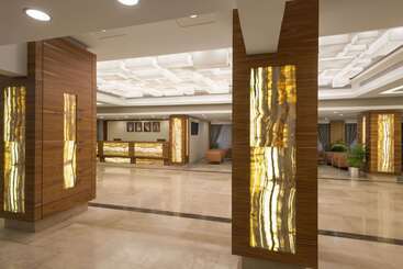 هتل Ramada By Wyndham Bahrain
