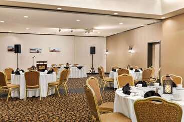 هتل Ramada By Wyndham Fredericton