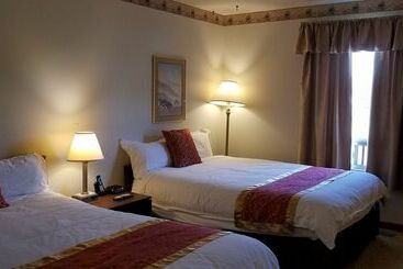 هتل Redwood Motor Inn