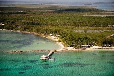 هتل Small Hope Bay Lodge