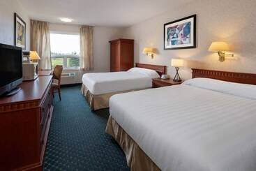 هتل Travelodge By Wyndham Amherst