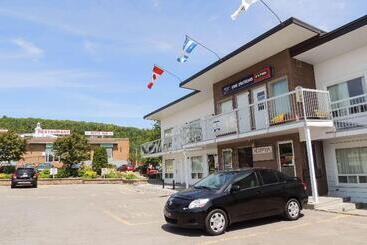 مُتل Rodeway Inn