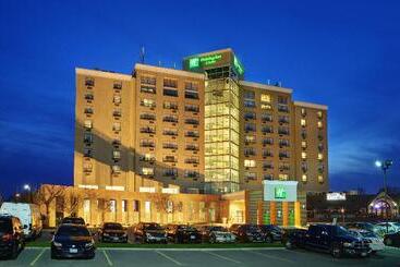 Holiday Inn Hotel & Suites London, An Ihg