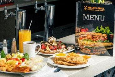 Holiday Inn Hotel & Suites London, An Ihg