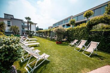 Hotel Ascona Lodge, Pool & Garden Retreat