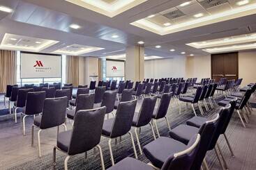 ホテル Basel Marriott