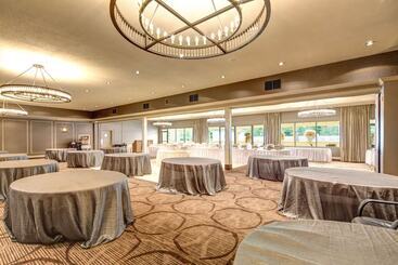Best Western Plus Guildwood Inn - Sarnia