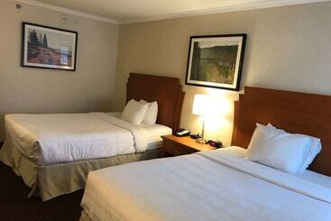 هتل Best Western Thunder Bay Crossroads