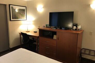 هتل Best Western Thunder Bay Crossroads