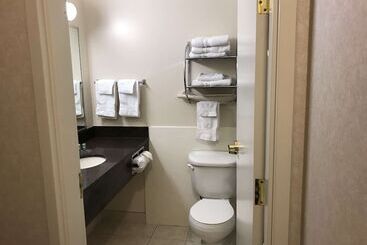 هتل Best Western Thunder Bay Crossroads