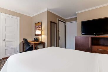 Best Western Ville Marie Hotel & Suites