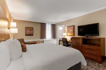 Best Western Ville Marie Hotel & Suites