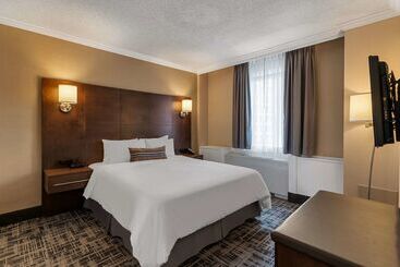 Best Western Ville Marie Hotel & Suites