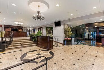 Best Western Ville Marie Hotel & Suites