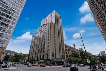 Best Western Ville Marie Hotel & Suites