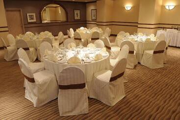Best Western Ville Marie Hotel & Suites