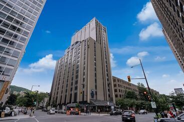 Best Western Ville Marie Hotel & Suites