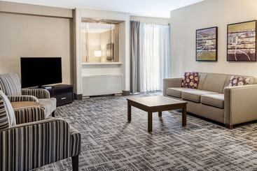 Best Western Ville Marie Hotel & Suites