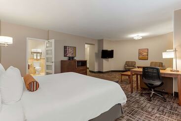 Best Western Ville Marie Hotel & Suites