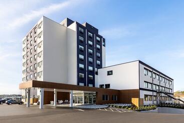 هتل Crowne Plaza Saint John Harbour View, An Ihg
