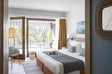 酒店 Castello Del Sole Beach Resort&spa