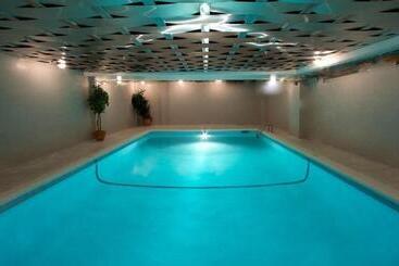 Hotel Century Plaza