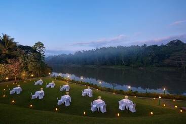 هتل Cinnamon Citadel Kandy