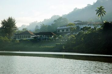 هتل Cinnamon Citadel Kandy