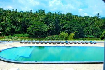 هتل Cinnamon Citadel Kandy