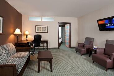 Coast Lethbridge Hotel & Conference Centre