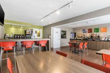 هتل Comfort Inn Magnetic Hill