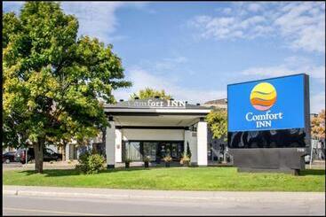 هتل Comfort Inn Montreal Aeroport