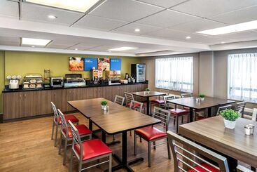 هتل Comfort Inn