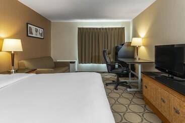 هتل Comfort Inn