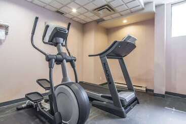 هتل Comfort Suites Downtown