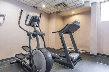 هتل Comfort Suites Downtown