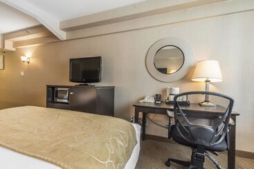 هتل Comfort Suites Downtown