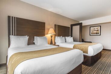 هتل Comfort Suites Downtown