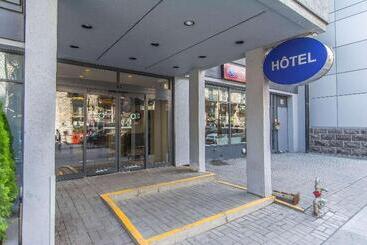 هتل Comfort Suites Downtown