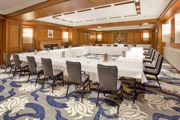 هتل Crowne Plaza Gatineauottawa, An Ihg
