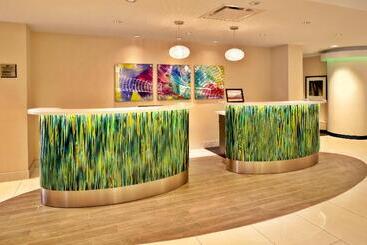 هتل Crowne Plaza Kitchener Waterloo, An Ihg
