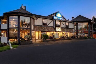 ホテル Days Inn By Wyndham Victoria Uptown