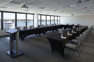 Delta Hotels By Marriott Kingston Waterfront