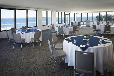 Delta Hotels By Marriott Kingston Waterfront