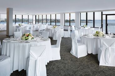 Delta Hotels By Marriott Kingston Waterfront