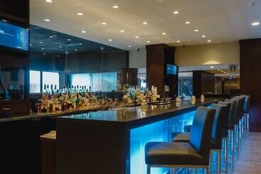 Delta Hotels By Marriott Kingston Waterfront