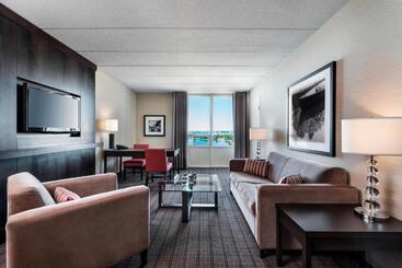 Delta Hotels By Marriott Sault Ste. Marie Waterfront