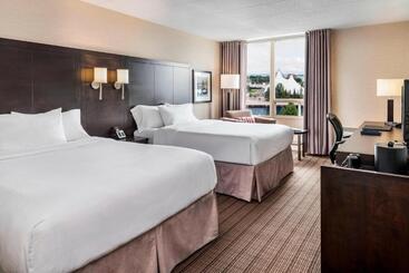 Delta Hotels By Marriott Sault Ste. Marie Waterfront